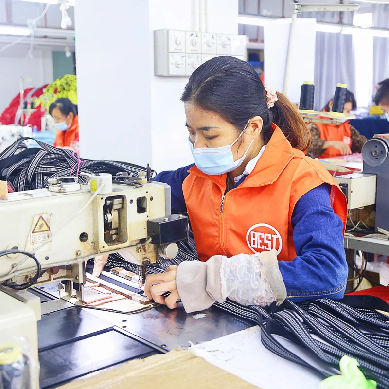 Custom dog collar and leash manufacturing